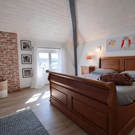 Duplex Familial Lumineux Avec Grande Terrasse Semesterbostad